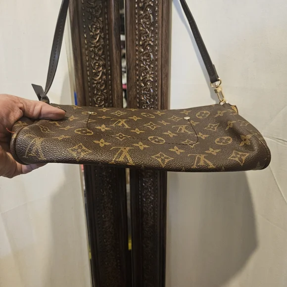 Classic Brown Monogram Canvas Crossbody with Gold Plaque - Picture 4 of 8